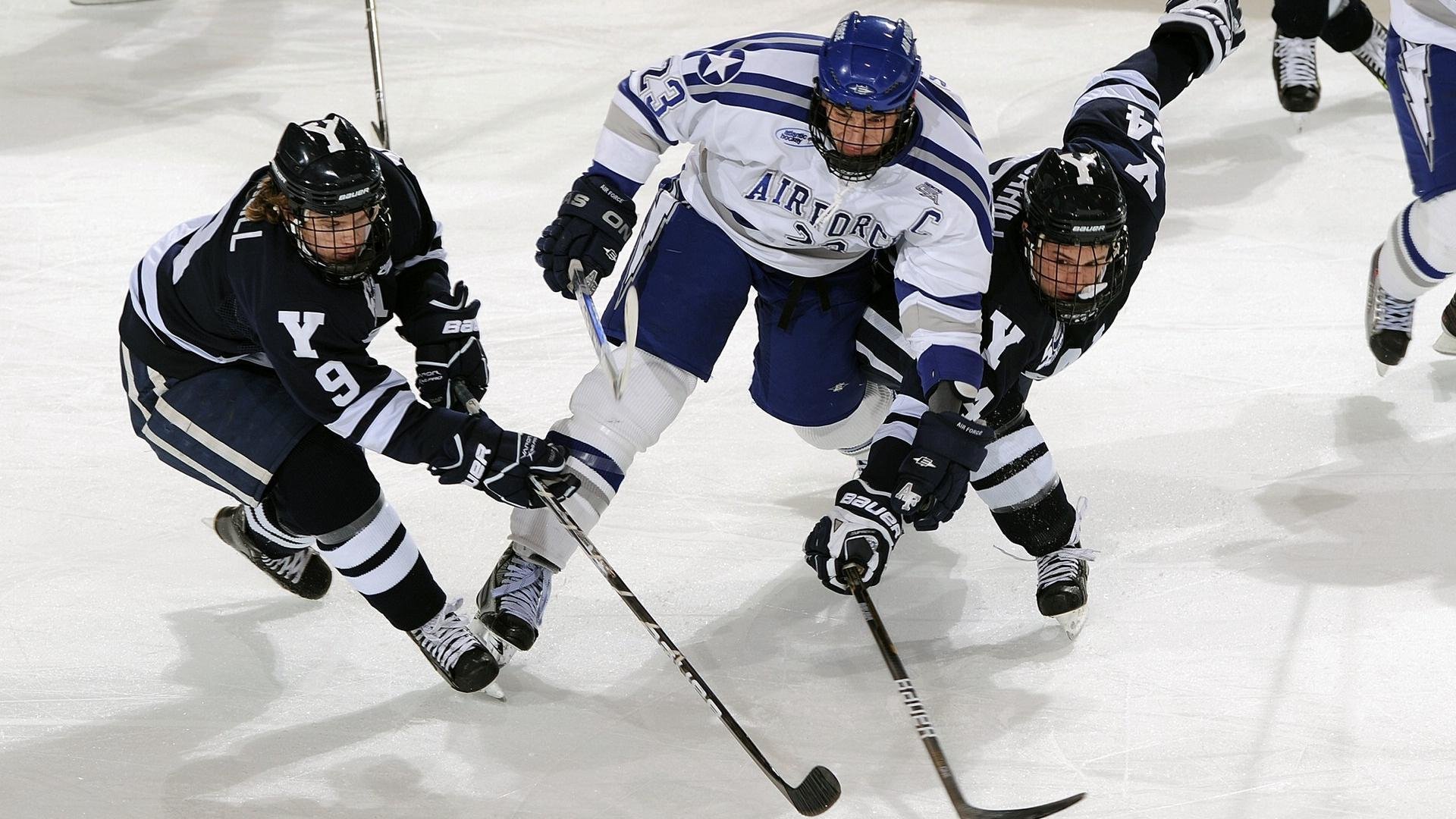 《英雄联盟》预选世界火爆开启,谁能登顶荣耀巅峰?