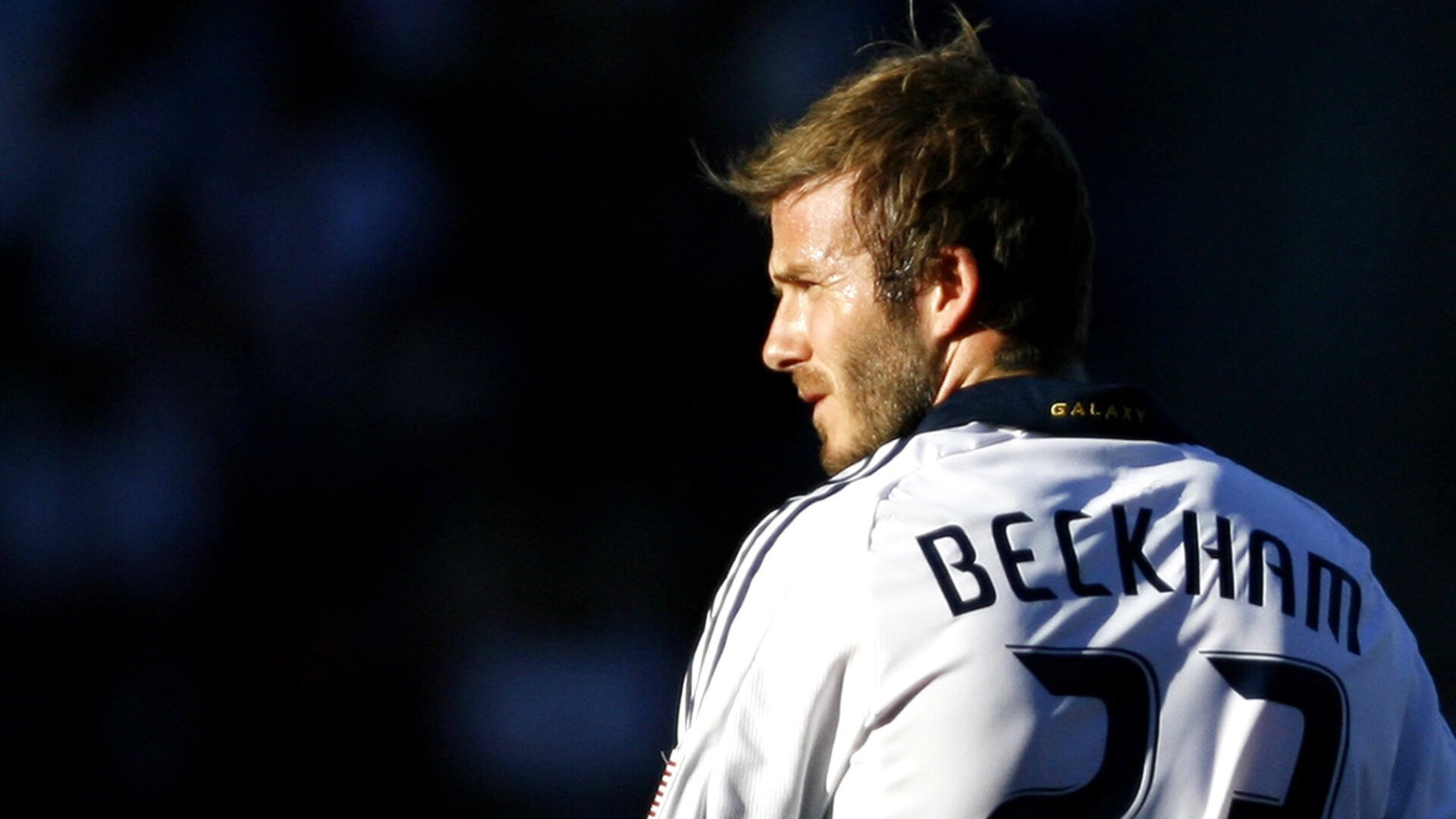 足球社交媒体影响力扩大，足球社交平台